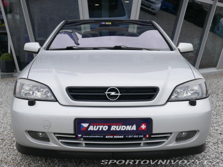 Opel Astra 2,2i Cabrio REZERVACE 2004