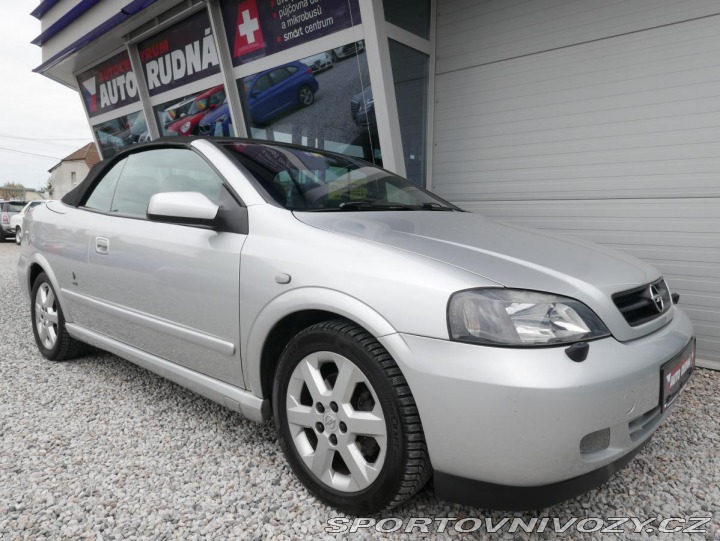 Opel Astra 2,2i Cabrio REZERVACE 2004