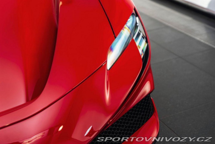 Ferrari SF90 Spider/Lift/Carbon/JBL 1800