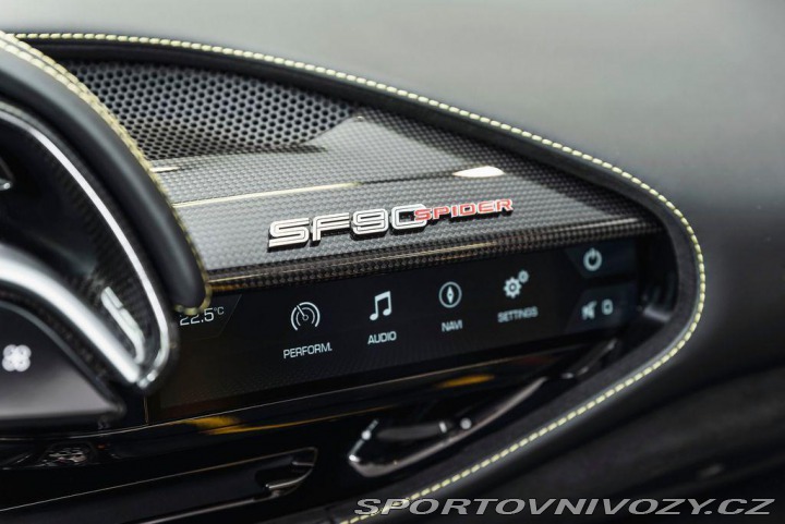 Ferrari SF90 Spider/Lift/Carbon/JBL 2024