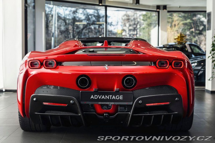 Ferrari SF90 Spider/Lift/Carbon/JBL 1800