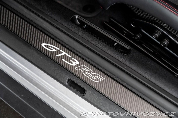 Porsche 911 GT3 RS/Weissach/GT Silber 2025