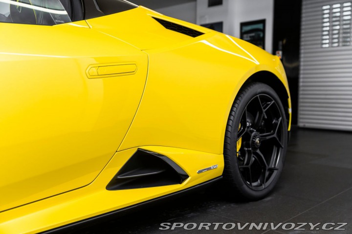 Lamborghini Huracán EVO Spyder 1800