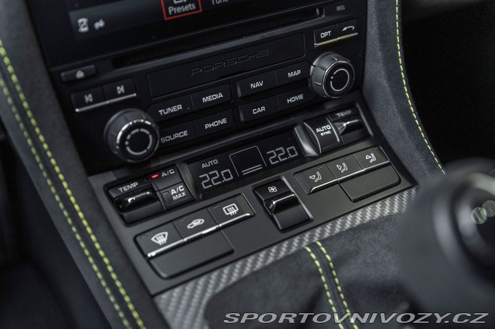 Porsche Cayman GT4 RS Weissach Package 2023