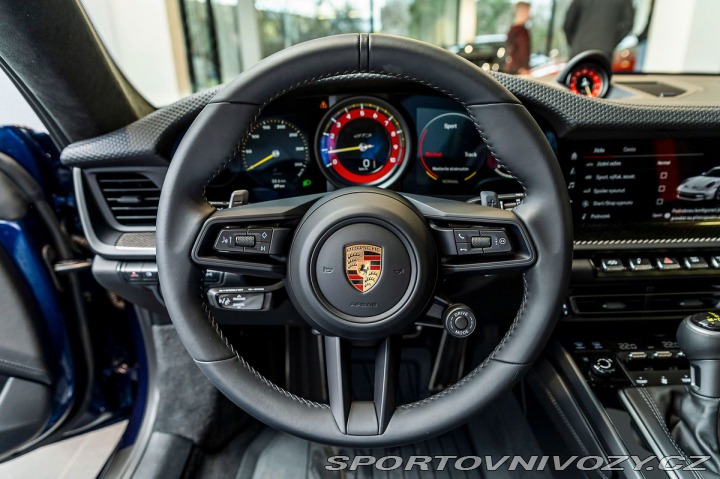 Porsche 911 GT3 Touring/Lift/BOSE/Car 1800