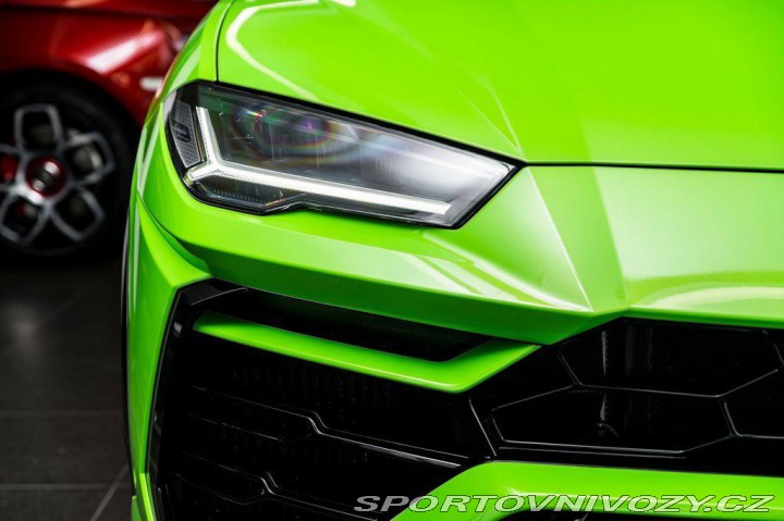 Lamborghini Urus Akrapovič/Carbon 2022