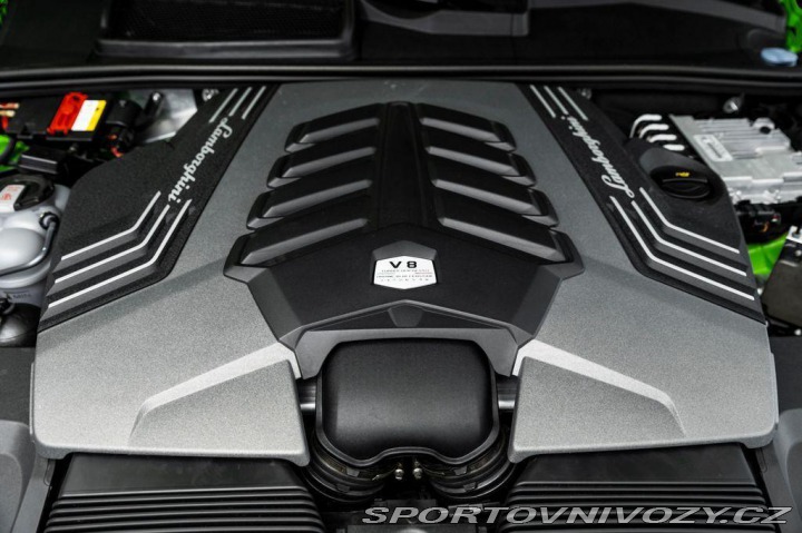 Lamborghini Urus Akrapovič/Carbon 2022