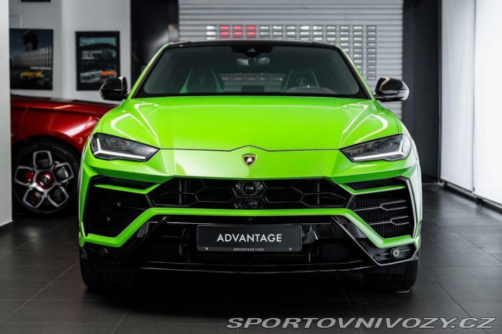Lamborghini Urus Akrapovič/Carbon 2022
