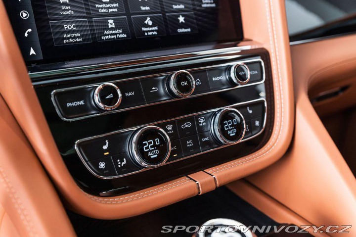 Bentley Bentayga V8/Naim/Entertainment/Pan 1800