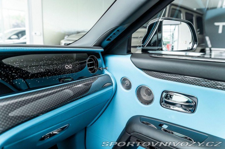 Rolls Royce Ghost Black Badge / Skladem 1800