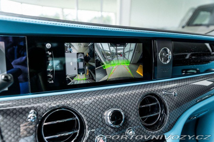 Rolls Royce Ghost Black Badge / Skladem 1800