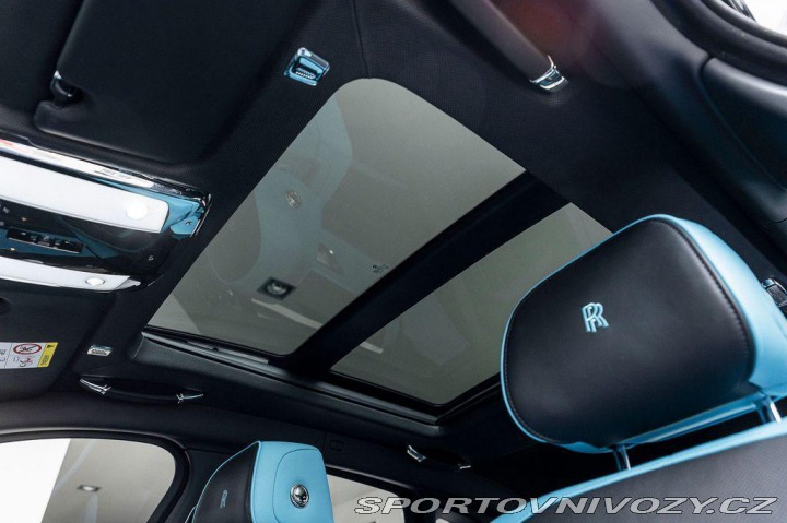 Rolls Royce Ghost Black Badge / Skladem 1800