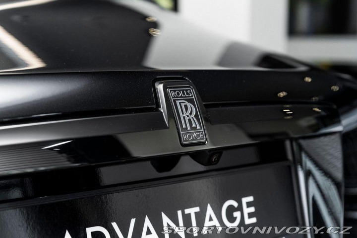 Rolls Royce Ghost Black Badge / Skladem 1800