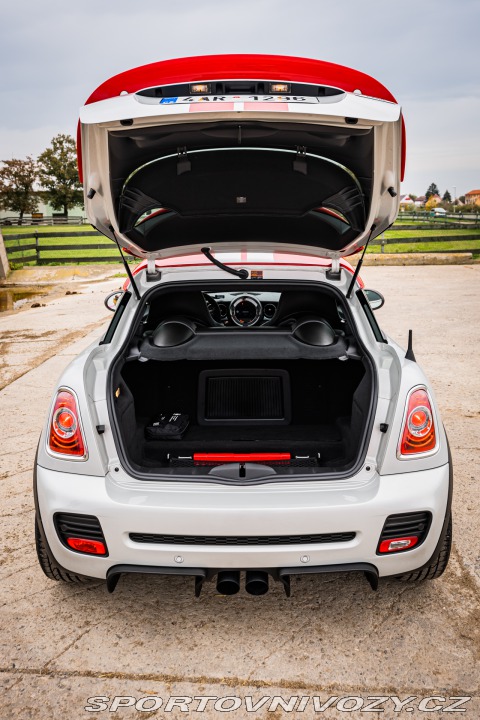 Mini Cooper JCW COUPE 2011