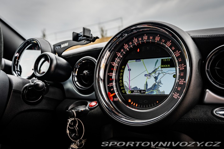 Mini Cooper JCW COUPE 2011