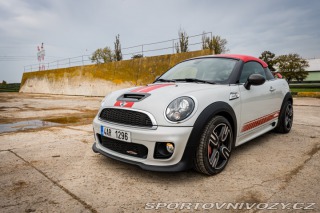 Mini Cooper JCW COUPE 2011