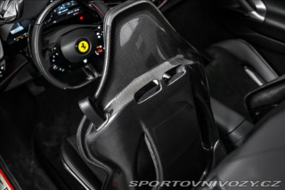 Ferrari SF90 Spider, lift, kamera  OV, 2024