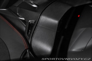 Ferrari SF90 Spider, lift, kamera  OV, 2024