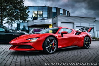Ferrari SF90 Spider, lift, kamera  OV, 2024