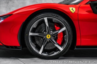 Ferrari SF90 Spider, lift, kamera  OV, 2024