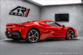 Ferrari SF90 Spider, lift, kamera  OV, 2024