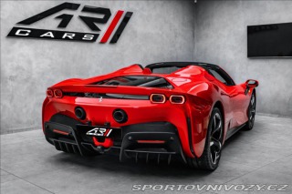 Ferrari SF90 Spider, lift, kamera  OV, 2024