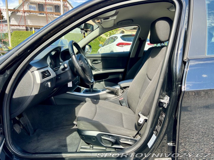 BMW 3 318d 105kW Výhřevy,Servis 2009