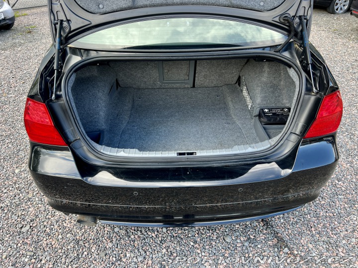 BMW 3 318d 105kW Výhřevy,Servis 2009