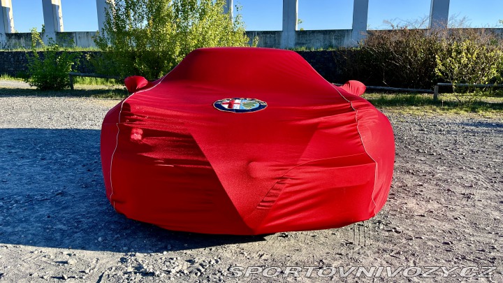 Alfa Romeo 4C 2015