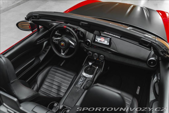 Fiat 124 Spider 1,4 SPIDER, BOSE, OZ, VÝF 2017