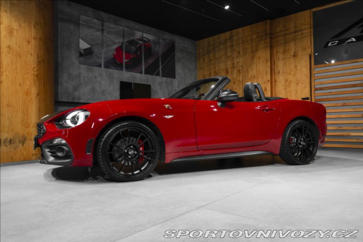 Fiat 124 Spider 1,4 SPIDER, BOSE, OZ, VÝF 2017