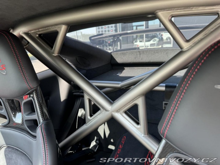 Porsche 911 GT2 RS WEISSACH 2018