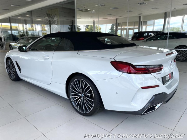 BMW 8 M850i xDrive*Cabrio*Max.V 2021