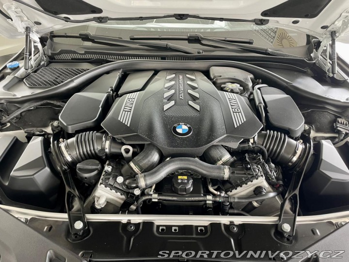 BMW 8 M850i xDrive*Cabrio*Max.V 2021