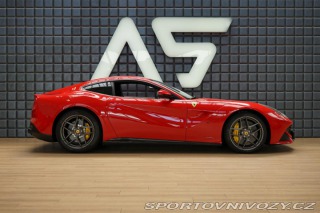 Ferrari F12berlinetta V12 Carbon PasDisplay JBL 2016