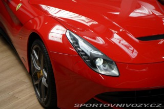 Ferrari F12berlinetta V12 Carbon PasDisplay JBL 2016