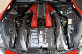 Ferrari F12berlinetta V12 Carbon PasDisplay JBL 2016