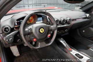 Ferrari F12berlinetta V12 Carbon PasDisplay JBL 2016