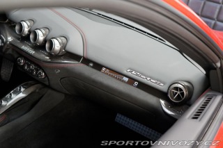 Ferrari F12berlinetta V12 Carbon PasDisplay JBL 2016