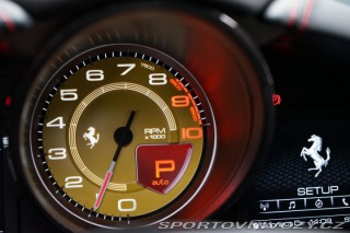 Ferrari F12berlinetta V12 Carbon PasDisplay JBL 2016