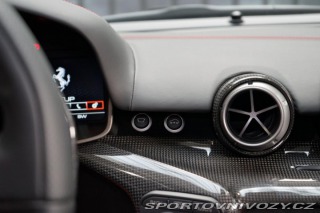 Ferrari F12berlinetta V12 Carbon PasDisplay JBL 2016