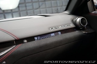 Ferrari F12berlinetta V12 Carbon PasDisplay JBL 2016