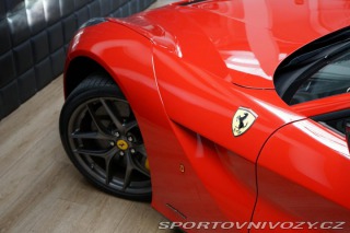 Ferrari F12berlinetta V12 Carbon PasDisplay JBL 2016