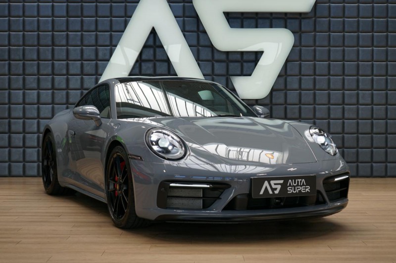 Porsche 911 992 Carrera 4 GTS PDK Mat