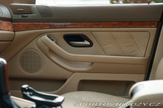 BMW 2 Alpina B10 Touring V8 82/204 1998