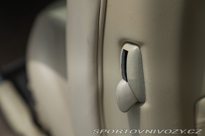 Jaguar XKR 2000