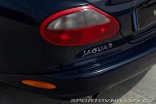Jaguar XKR  2000