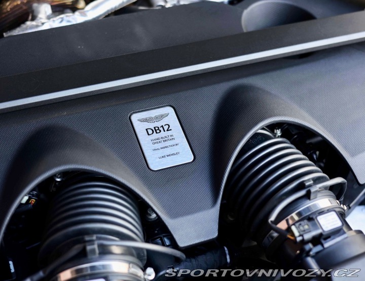 Aston Martin DB12 DB12 Coupé *IHNEĎ k DISP 2023