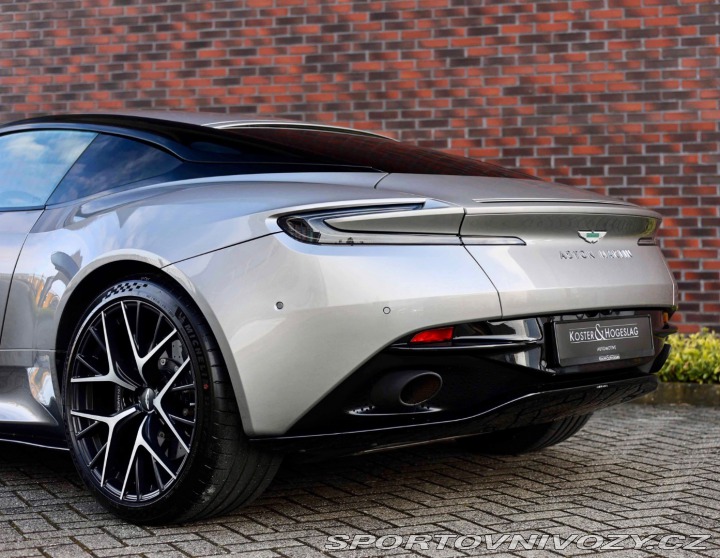 Aston Martin DB12 DB12 Coupé *IHNEĎ k DISP 2023