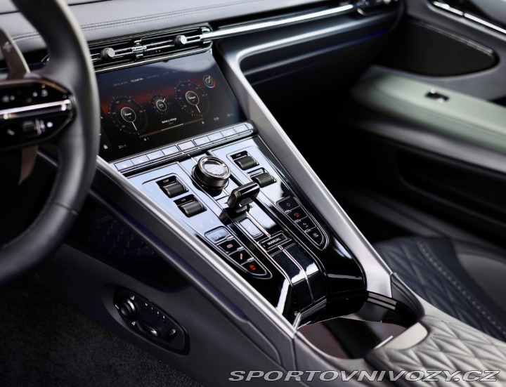 Aston Martin DB12 DB12 Coupé *IHNEĎ k DISP 2023